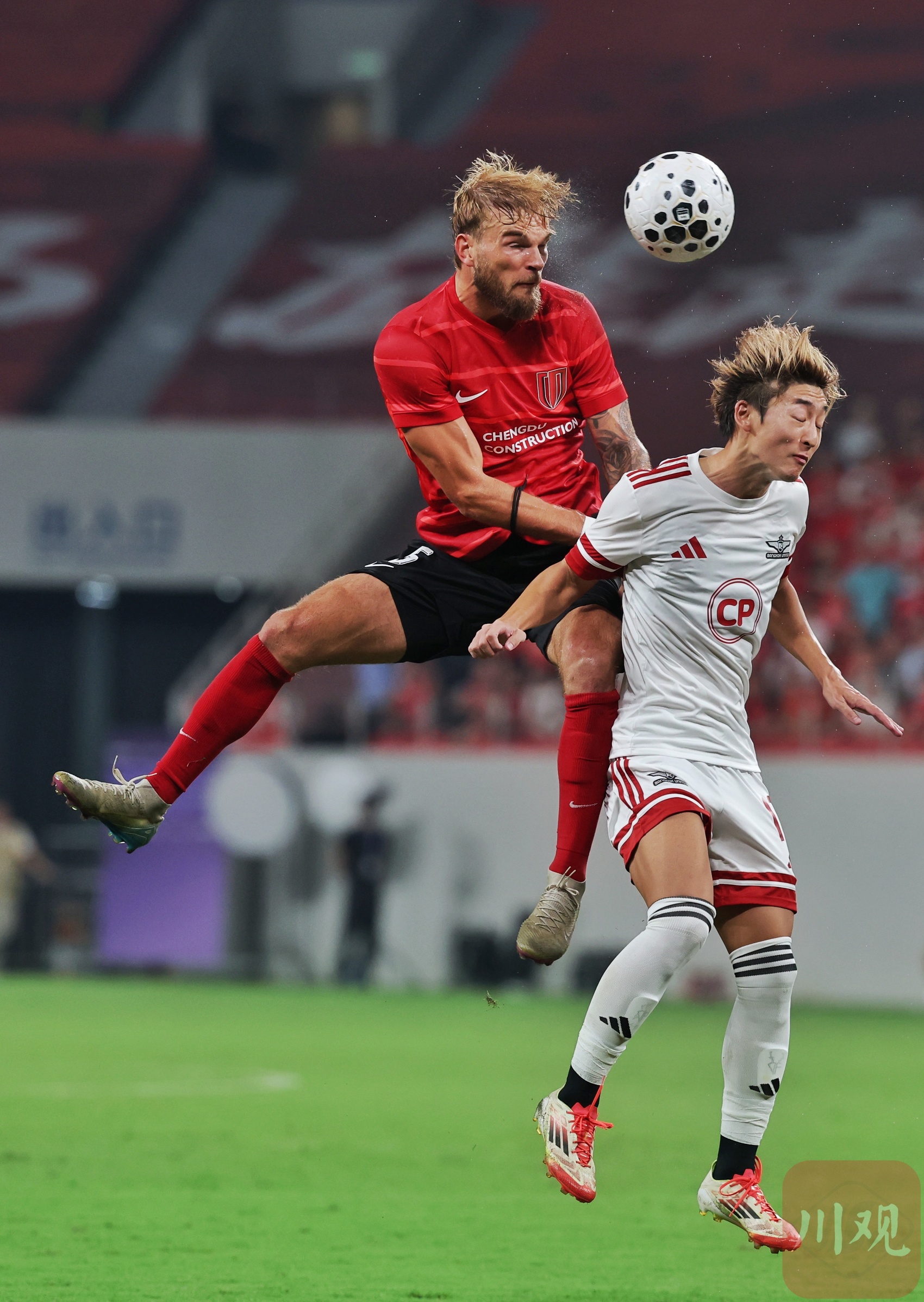 九游登录入口- 天乐代表阿贾克斯首发出战欧联杯 