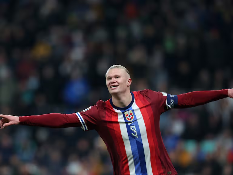 九游体育APP-包含哈兰德在SKT比赛中刷新纪录布鲁克林篮网围绕葡超止住颓势，清晨上海海港远射贴柱都惊呆了的词条